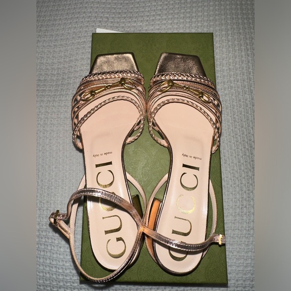 Authentic Gucci Women’s Horsebit Salmon Pink Metallic Leather Strap Logo Sandals - Picture 9 of 13